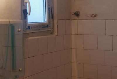 Apartament cu 2 camere decomandat în Tomis III - 4