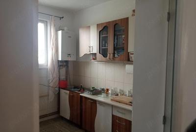 Apartament cu 2 camere decomandat în Lazaret - 2