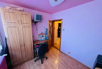 Apartament cu 3 camere decomandat în Central - 2