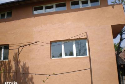 Casă cu 5 camere decomandat cu Teren 1250 Mp în Central - 4
