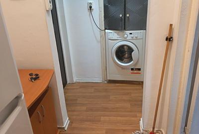 Garsonieră decomandată în Gorjului - 4