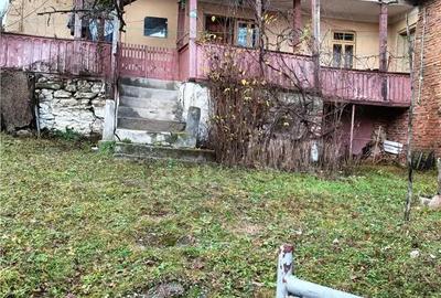 CASA TRADITIONALA - ANEXE - TEREN GENEROS - ZONA EXECELENTA - COMISION 0% - 2