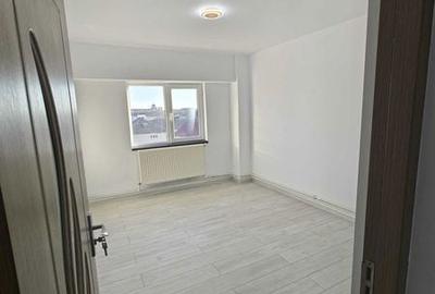 Apartament cu 3 camere decomandat în Central - 7