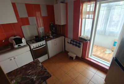 Apartament cu 3 camere zona Unirii Sud Viitorului Etaj 2din4 ~ COMISION 0 - 5