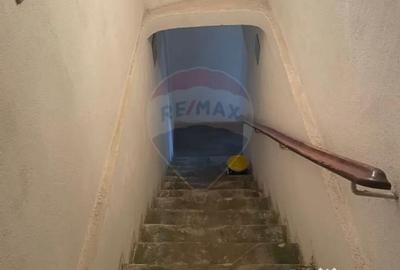 Casă cu 3 camere cu Teren 140 Mp în Central - 2