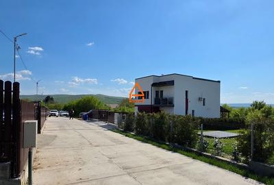Casă individuală cu 4 camere cu Canalizare în Bucium - 2