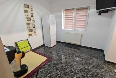 Casă cu 5 camere cu Teren 191 Mp în Central - 2
