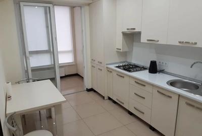 Garsonieră decomandată în Lujerului