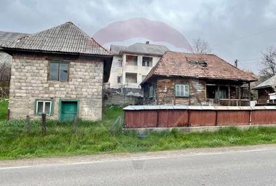 Casă individuală cu 2 camere cu Canalizare în Bârsana - 2