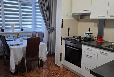 Apartament cu 2 camere decomandat în Sebastian