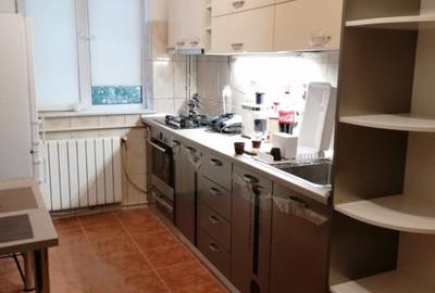 Garsonieră decomandată în Soarelui - 2