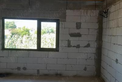 Casa la ro?u ?imnicu de Sus (Izvor 9km de Craiova ). - 4