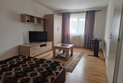 Garsonieră decomandată în Central - 1