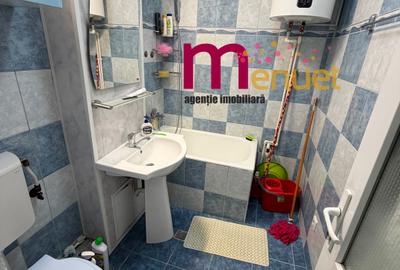 Garsoniera zona Piata Noua,etaj 2 - 3