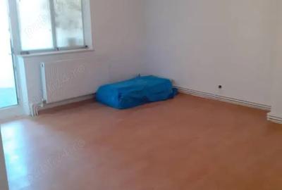 Apartament 3 camere 81mp + boxa 19 mp Medgidia - 2