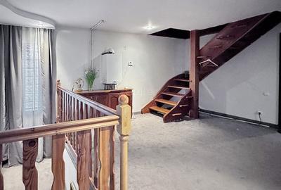 Casă individuală cu 9 camere cu Canalizare în Florilor - 12