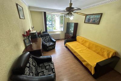 Titan 3 Camere Parter Bloc 1980 Reabilitat 69 Mp Balcon