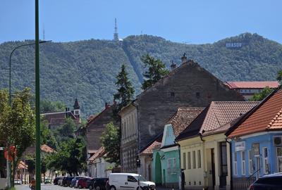 Apartament cu doua camere 50mp, Str. De Mijloc, Centrul Vechi - 1