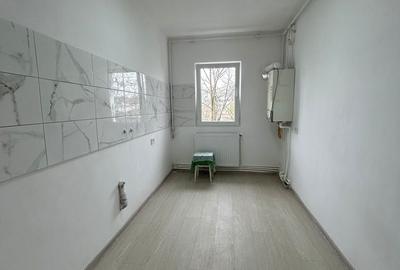 Apartament cu 2 camere în Podu Roș