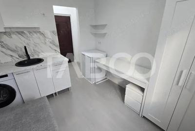 Garsoniera renovata la prima inchiriere etaj intermediar Lupeni - 1
