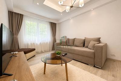 Apartament cu 3 camere semidecomandat în Berceni - 1