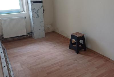 Casă cu 3 camere în Titulescu - 4