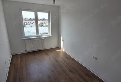 Propietar, vand apartament renovat, etaj 2, zona Terezian, str. Lunga. - 1