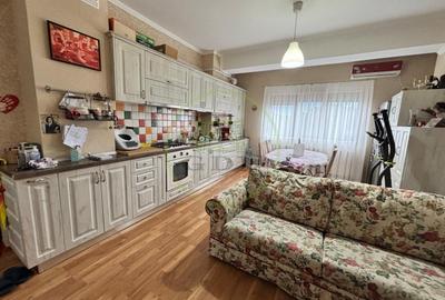 Apartament cu 3 camere decomandat, mobilat în Brestei - 2