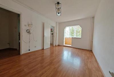 Garsonieră decomandată în Astra - 10