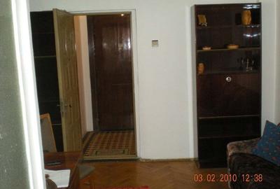 Inchiriez garsoniera etaj1 zona Armeneasca - 5