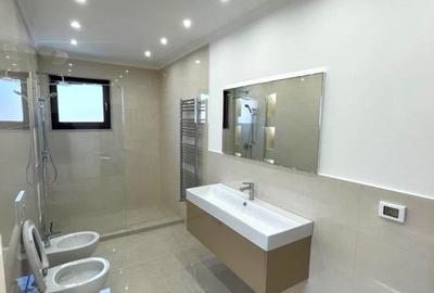 Casă cu 10 camere cu Canalizare în Primăverii - 7