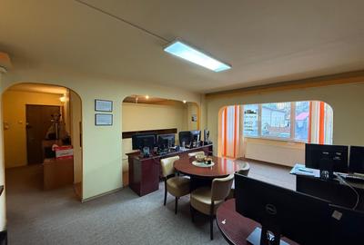 Apartament cu 4 camere decomandat, mobilat în Scriitorilor - 1