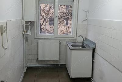 Apartament cu 2 camere decomandat în Central - 2