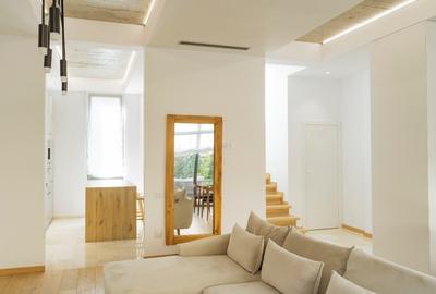 Casă cu 4 camere cu Canalizare în Central - 5