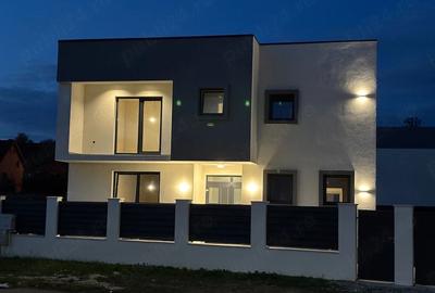 Casă cu 4 camere cu Teren 350 Mp în Exterior Vest - 1
