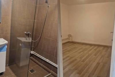 Casă cu 4 camere cu Teren 250 Mp în Exterior Vest - 6