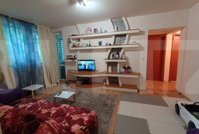 Apartament cu 3 camere, 62 mp, zona Pajura