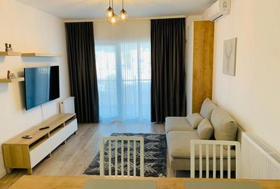 Apartament cu 2 camere semidecomandat, mobilat în Lujerului