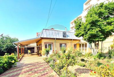 Casa / Vila cu 5 camere de vanzare in zona Central Casa / Vila cu 5 camere de vanzare in zona Central - 3