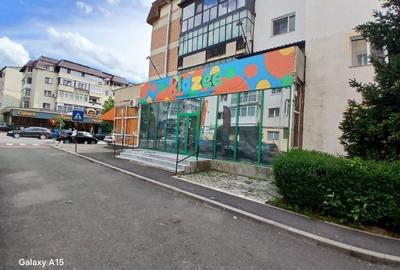 Spațiu comercial, de 115 mp, în Central - 7