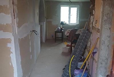 Casă cu Teren 1230 Mp în Sălard - 2