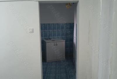 Garsonieră decomandată în Central - 1