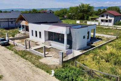 Casa / Vila Campineanca - 1