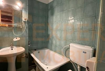 Apartament cu 4 camere decomandat în Poarta 6 - 15