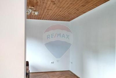 Apartament spa?ios cu 4 camere, zona centrala Sigh... - 8