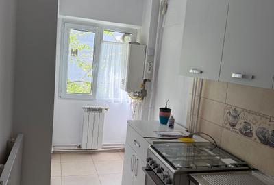 Garsonieră decomandată în Central - 2