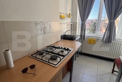 Apartament cu 2 camere, 44 mp, zona Piata 700 - 6
