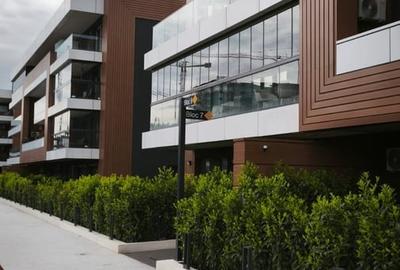 Apartament cu 3 camere semidecomandat în Theodor Pallady