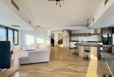 Apartament cu 5 camere decomandat, mobilat în Herăstrău