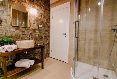 PENSIUNE 8 CAMERE - SINAIA - COMISION 0% - 14